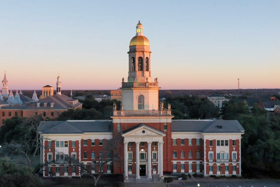 Pat Neff Hall at Baylor University campus